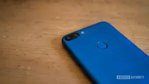 Alcatel 1s rear cameras