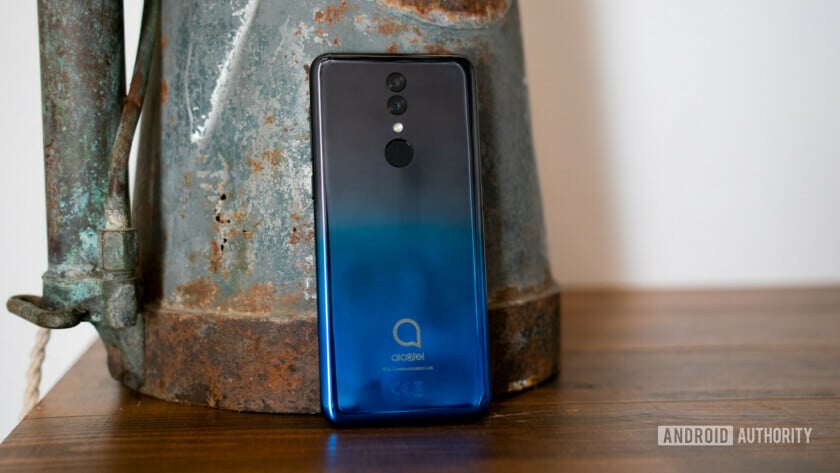 Alcatel 3 black and blue gradient