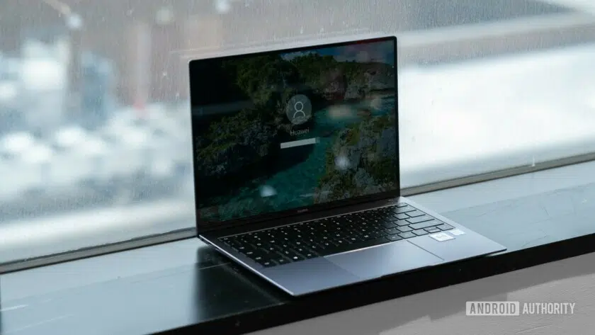 Huawei MateBook X Pro 2019 in window