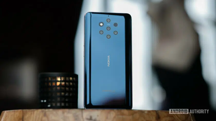 Nokia 9 PureView back