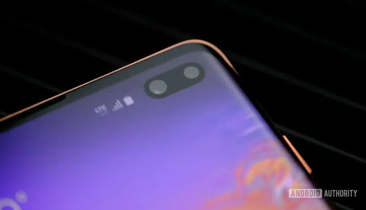 Samsung Galaxy S10 Plus selfie cameras