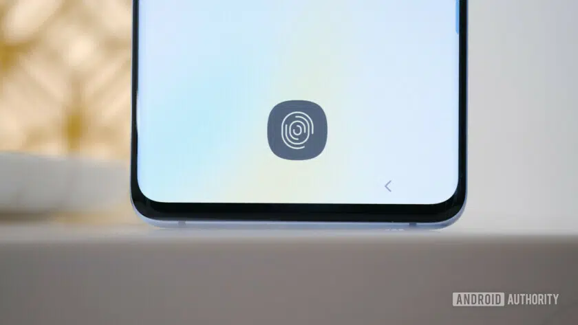 Fron bottom side photo of the Samsung Galaxy S10 Plus in-display Fingerprint reader