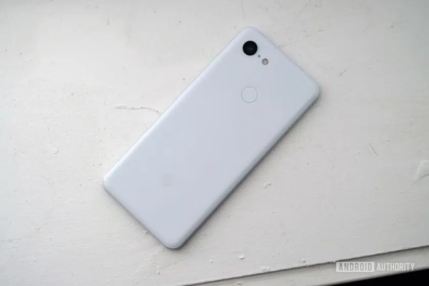 google pixel 3 clearly white color design
